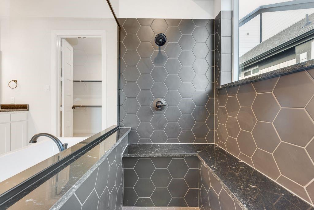 1329 Sundance Lane Justin, TX 76247 - Photo 18 of 30