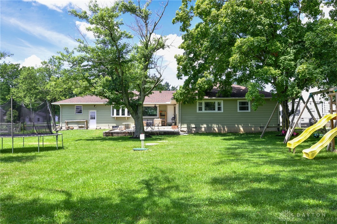 194 South Tecumseh Road Springfield, OH 45506 - Photo 12 of 58