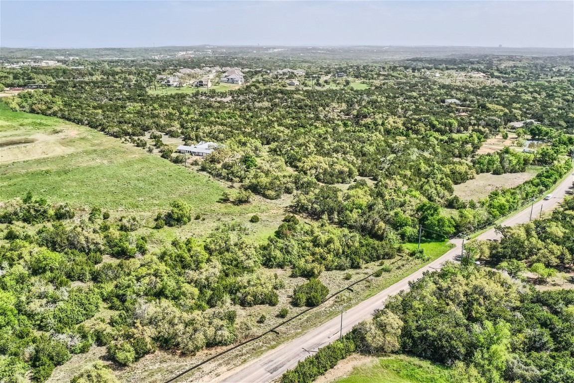 10910 Kit Carson Drive Austin, TX 78737 - Photo 4 of 11