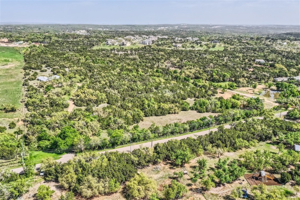 10910 Kit Carson Drive Austin, TX 78737 - Photo 5 of 11
