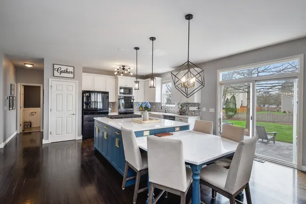 $505,000 | 2321 Ferdinand Lane, Montgomery, IL 60538