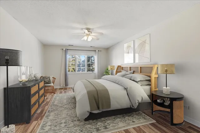 $283,000 | 7711 West Oak Ridge Court, Unit 2A, Palos Heights, IL 60463