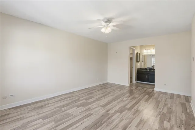 $283,000 | 7711 West Oak Ridge Court, Unit 2A, Palos Heights, IL 60463