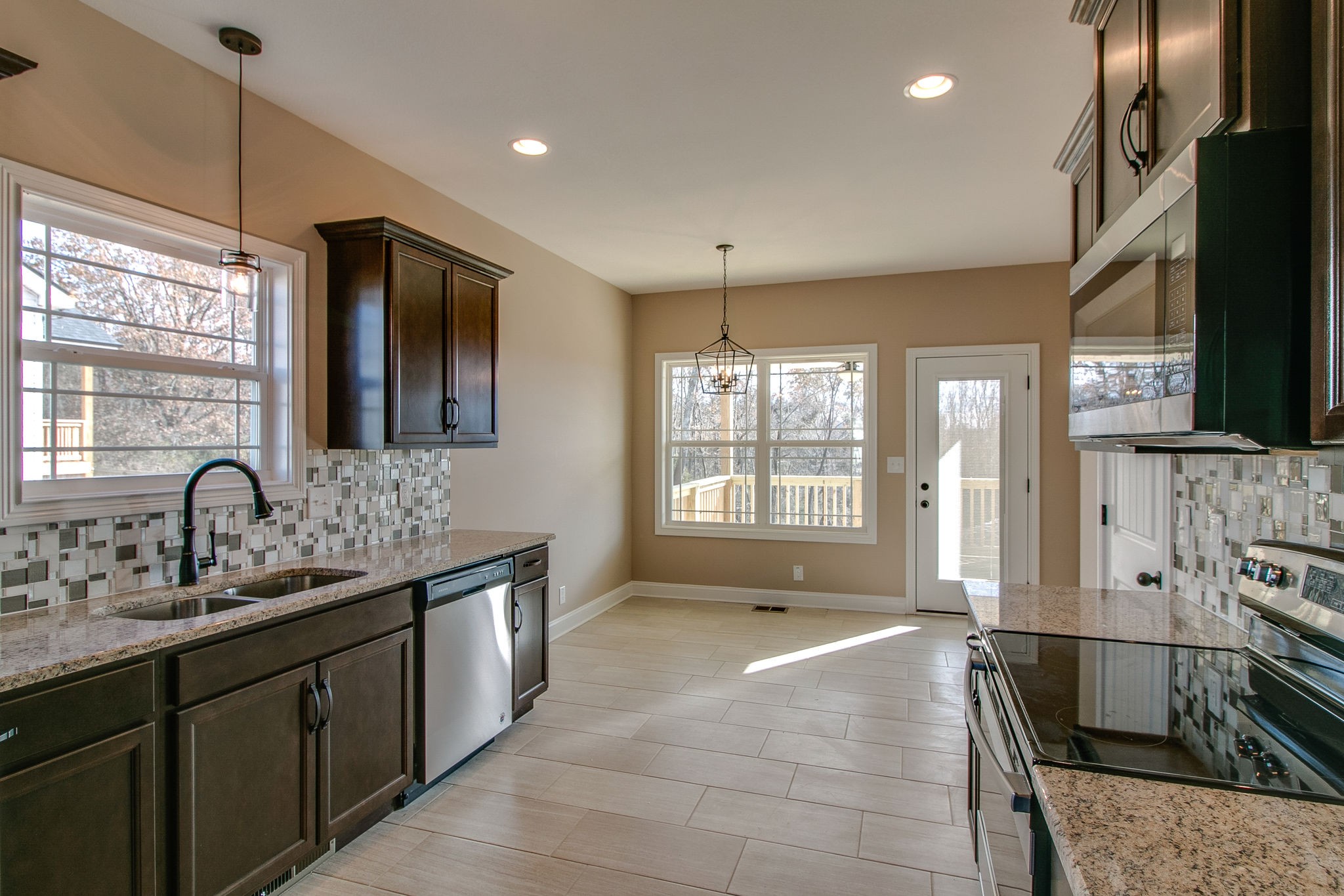 1803 Rains Road Clarksville, TN 37042 - Photo 11 of 30 Gallery Image 11