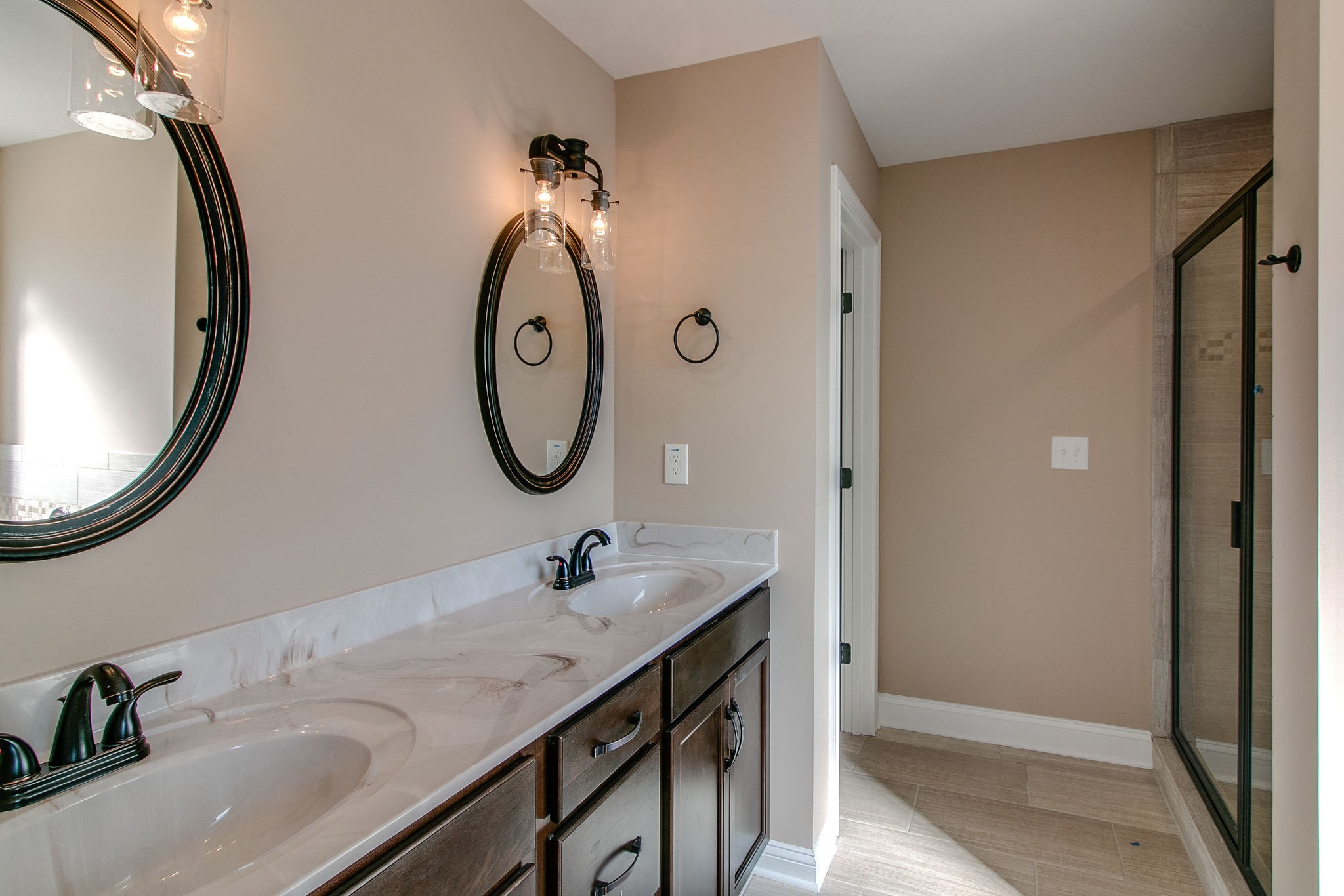 1803 Rains Road Clarksville, TN 37042 - Photo 17 of 30 Gallery Image 17
