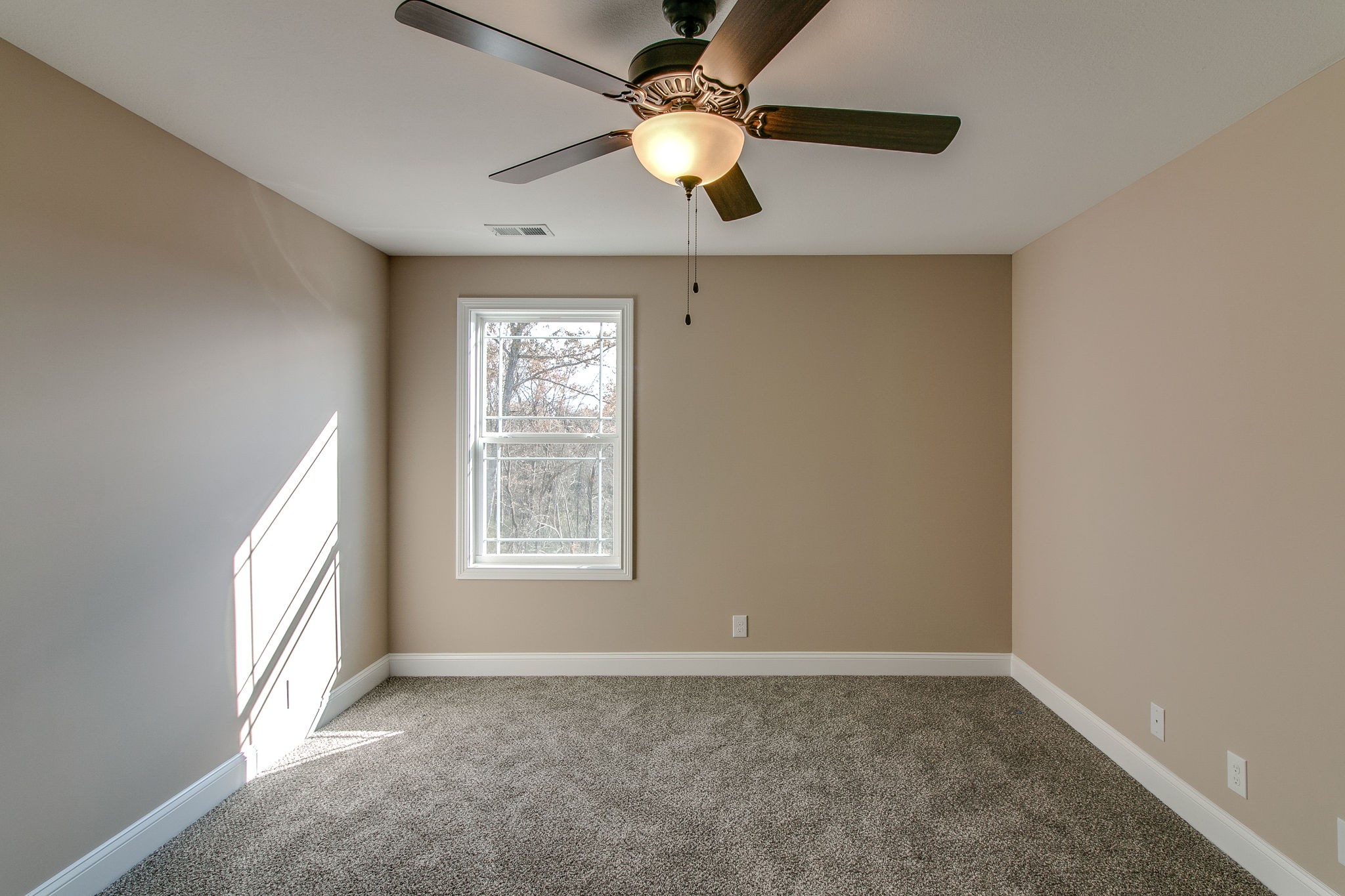 1803 Rains Road Clarksville, TN 37042 - Photo 22 of 30 Gallery Image 22