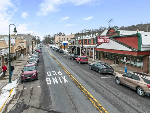 $177,000 | 132 South Washington Street, St. Croix Falls, WI 54024