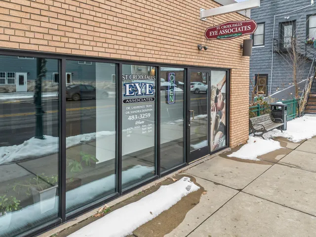 $177,000 | 132 South Washington Street, St. Croix Falls, WI 54024