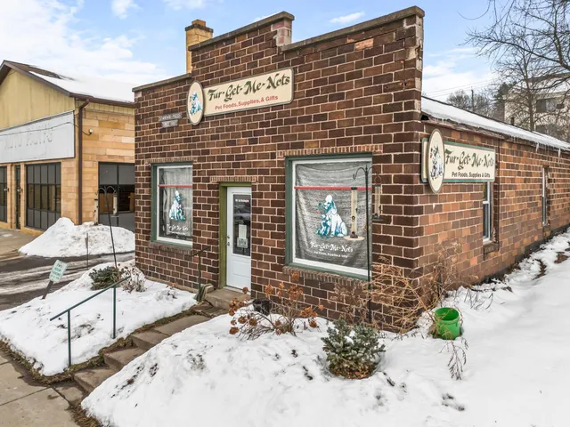 $177,000 | 132 South Washington Street, St. Croix Falls, WI 54024