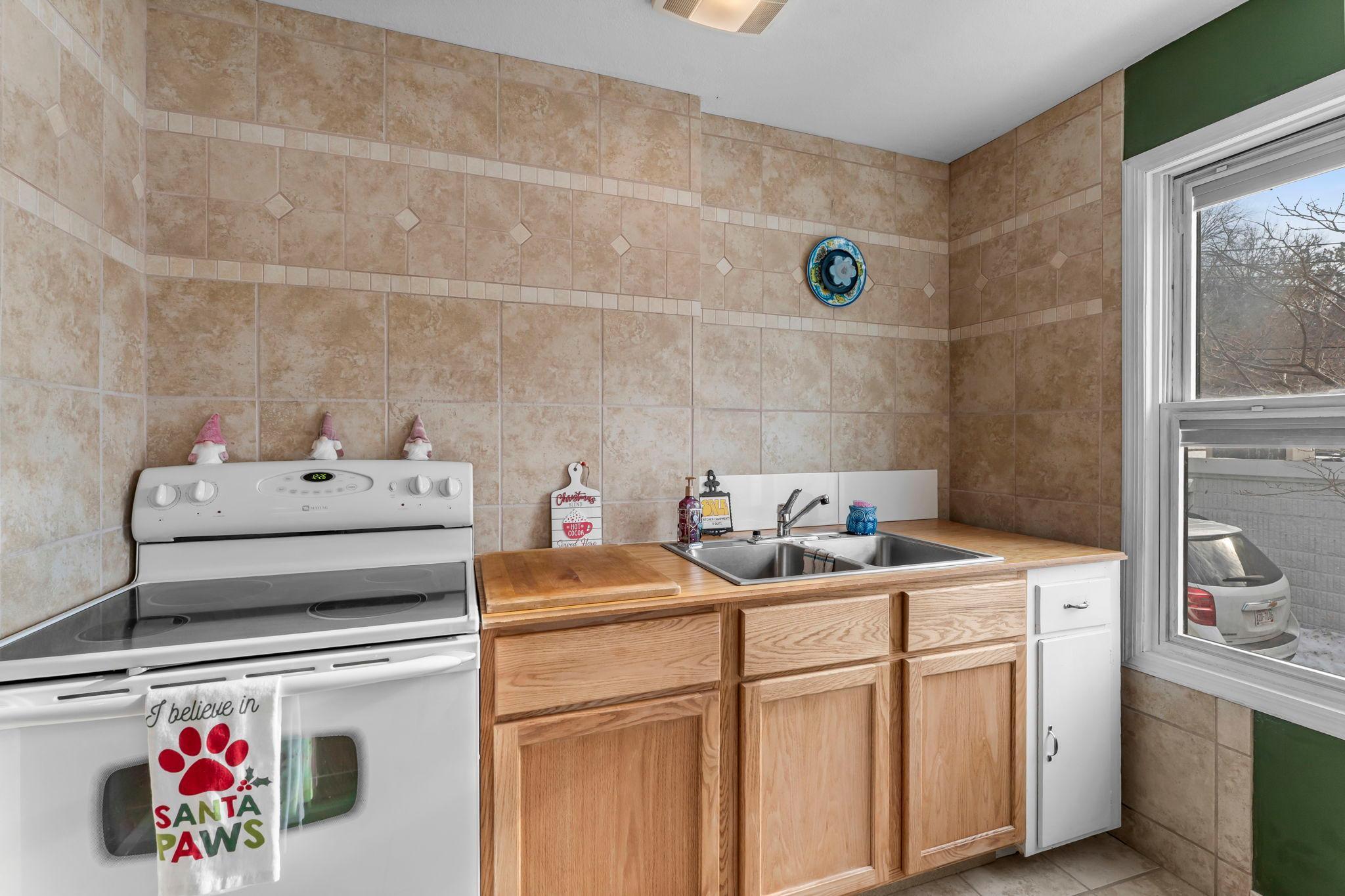 132 South Washington Street St. Croix Falls, WI 54024 - Photo 10 of 69