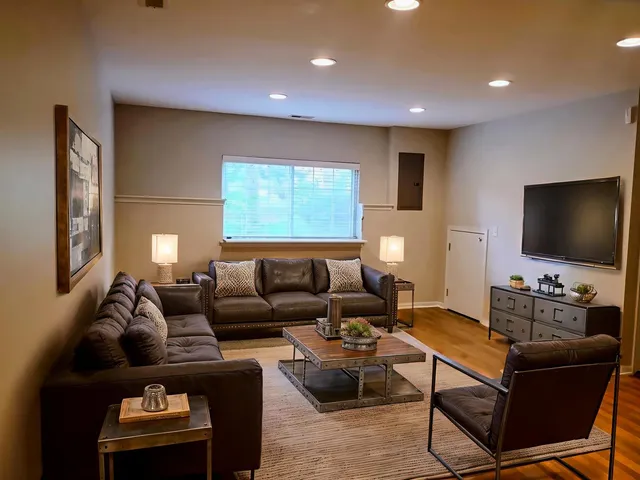 $449,000 | 7507 Frontage Road, Skokie, IL 60077