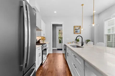 $519,000 | 911 Cahal Avenue, Nashville, TN 37206
