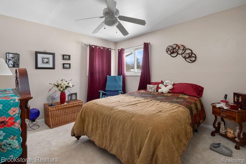 2156 Howe Road Burton, MI 48519 - Photo 28 of 33 GO0A3432.jpg