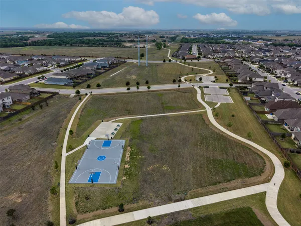 $2,600 | 6709 Golden Bough Lane, Pflugerville, TX 78660