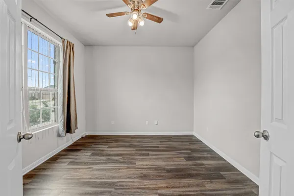 $2,600 | 6709 Golden Bough Lane, Pflugerville, TX 78660