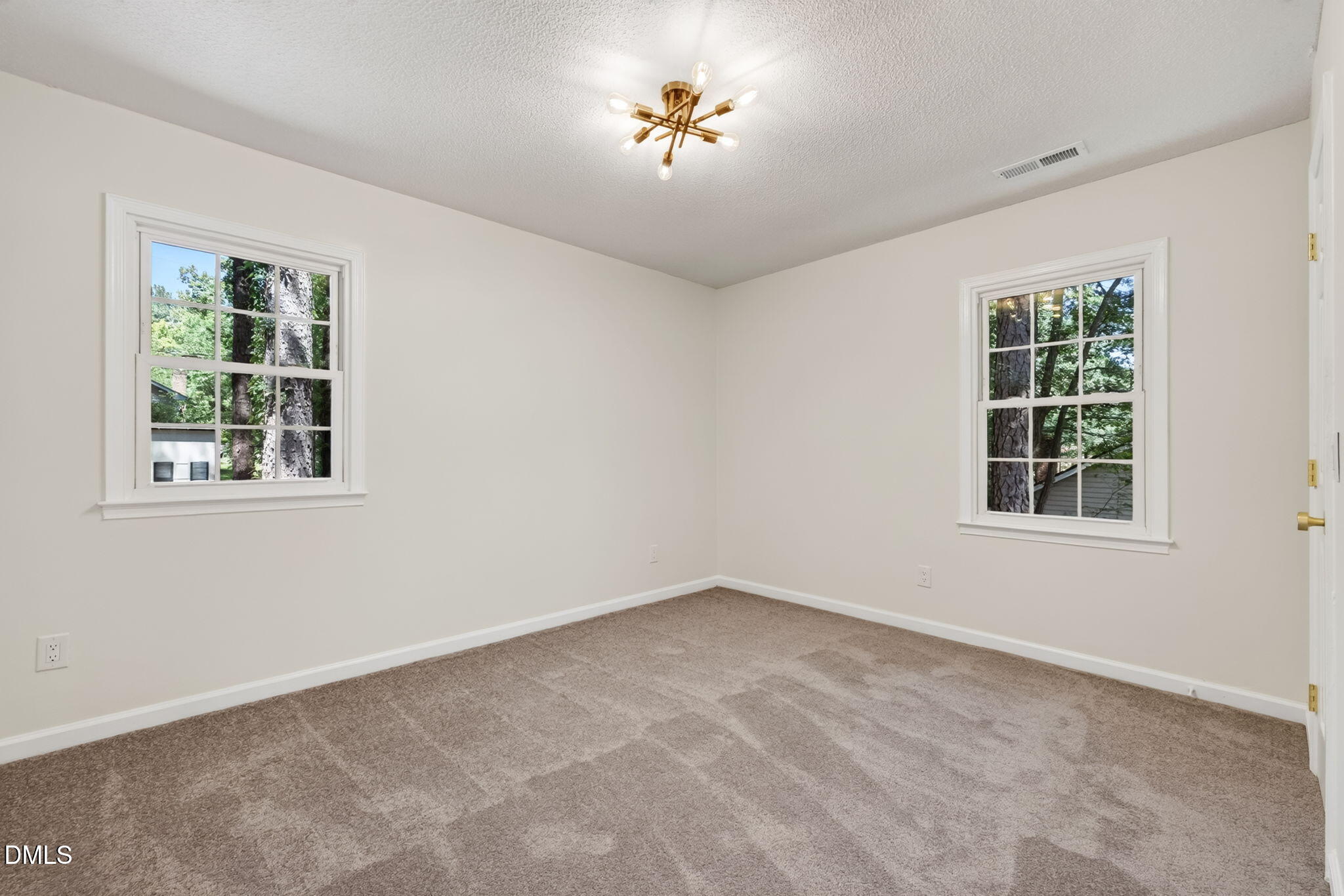 5505 McCormick Road Durham, NC 27713 - Photo 21 of 34 IMG_2562
