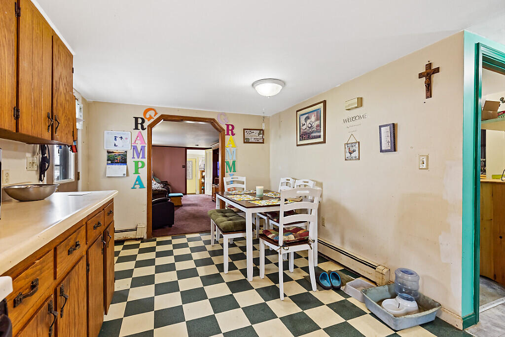 154 Togus Road Chelsea, ME 04330 - Photo 17 of 37 36_BP5A4960_DxO_mls