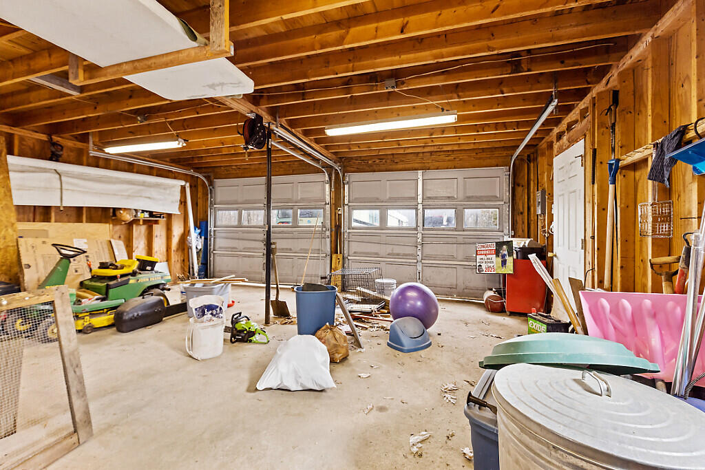 154 Togus Road Chelsea, ME 04330 - Photo 36 of 37 22_BP5A5002_DxO_mls