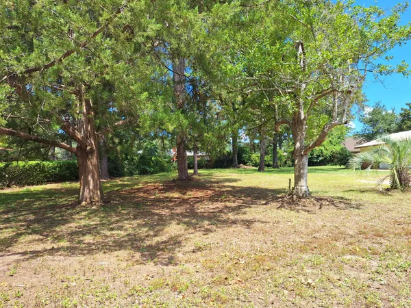 a view of outdoor kitchen