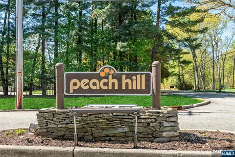 $848,000 | 57 Peach Hill Court, Ramsey, NJ 07446