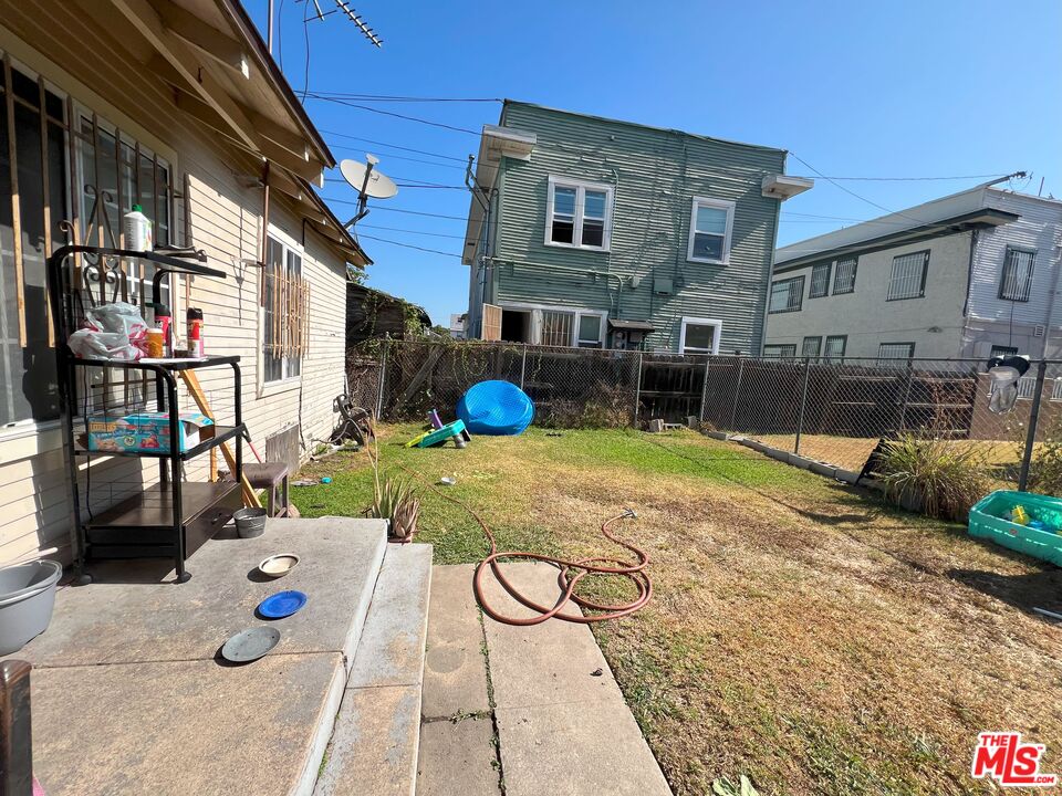 737 Lime Avenue Long Beach, CA 90813 - Photo 12 of 19 a view of a house with a patio