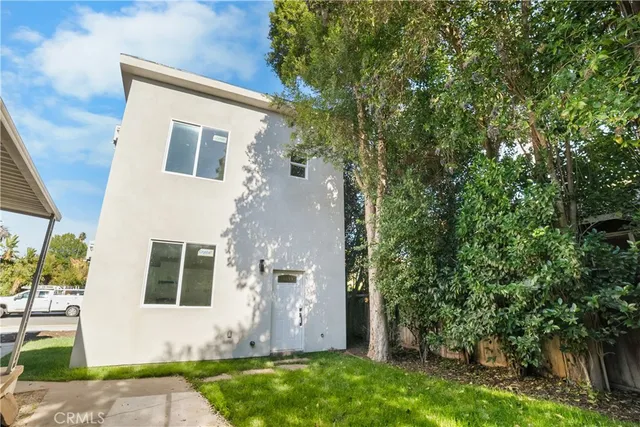 $4,100 | 20538 Enadia Way, Winnetka, CA 91306