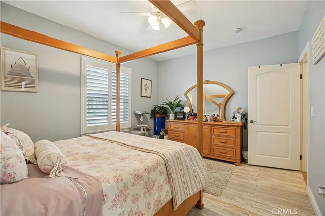 $1,200,000 | 1000-715 East Ocean Boulevard, Long Beach, CA 90802