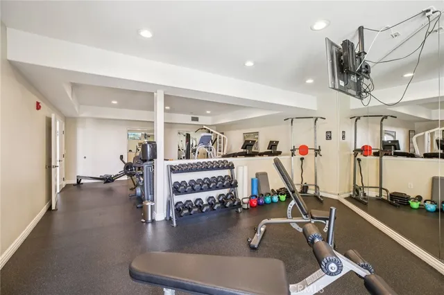 $1,200,000 | 1000-715 East Ocean Boulevard, Long Beach, CA 90802