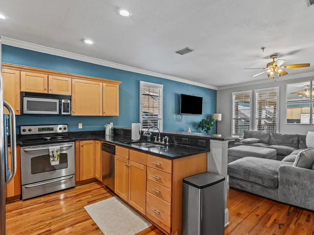 $329,000 | 415 St Francis Street, Unit 139, Tallahassee, FL 32301