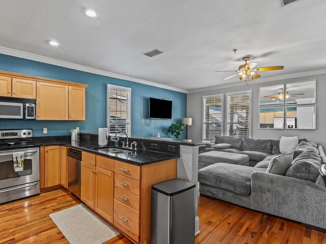 $329,000 | 415 St Francis Street, Unit 139, Tallahassee, FL 32301