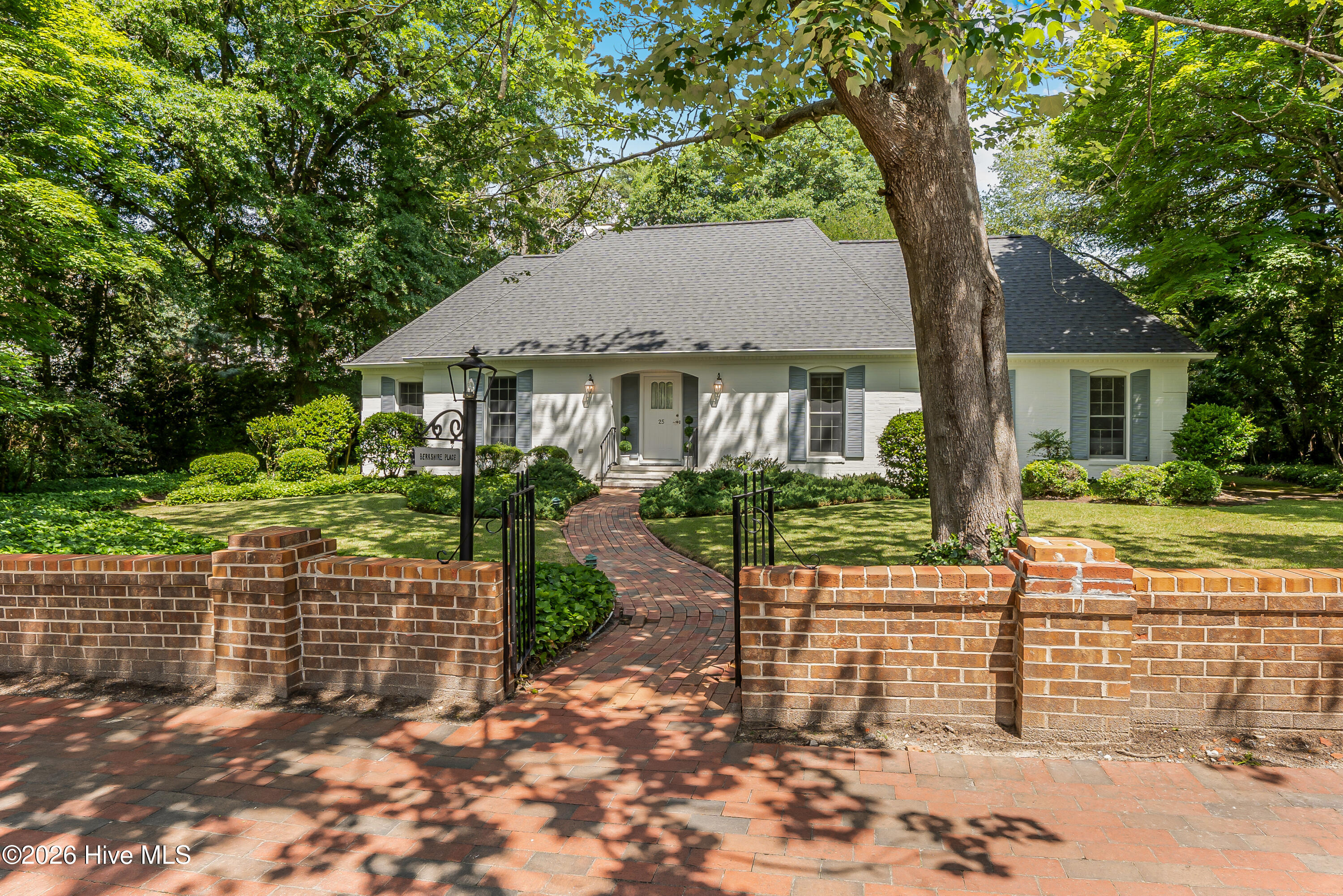 25 Magnolia Road Pinehurst, NC 28374 - Photo 3 of 73 25 Magnolia Rd