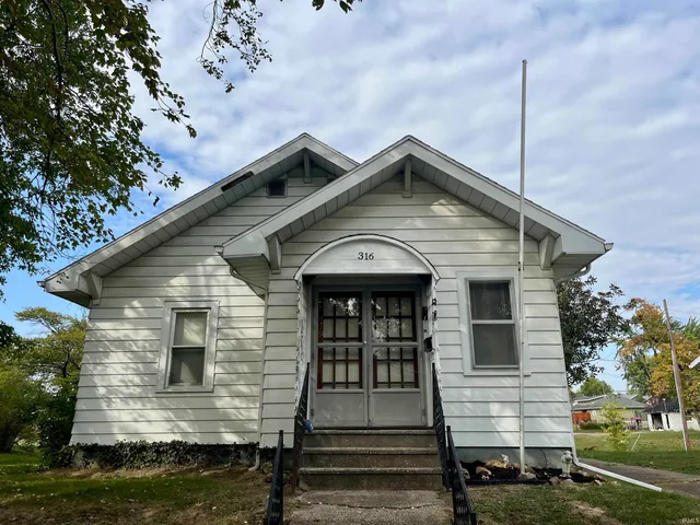 $102,000 | 316 West 8th Street, Bicknell, IN 47512