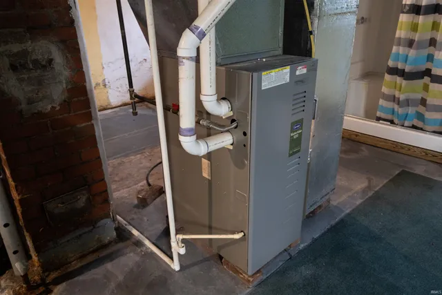 $102,000 | 316 West 8th Street, Bicknell, IN 47512