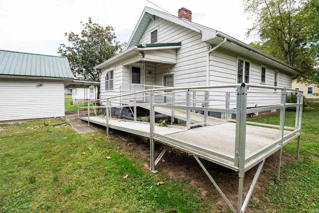 $102,000 | 316 West 8th Street, Bicknell, IN 47512
