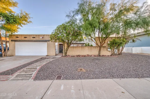 $435,000 | 4733 West Hayward Avenue, Glendale, AZ 85301