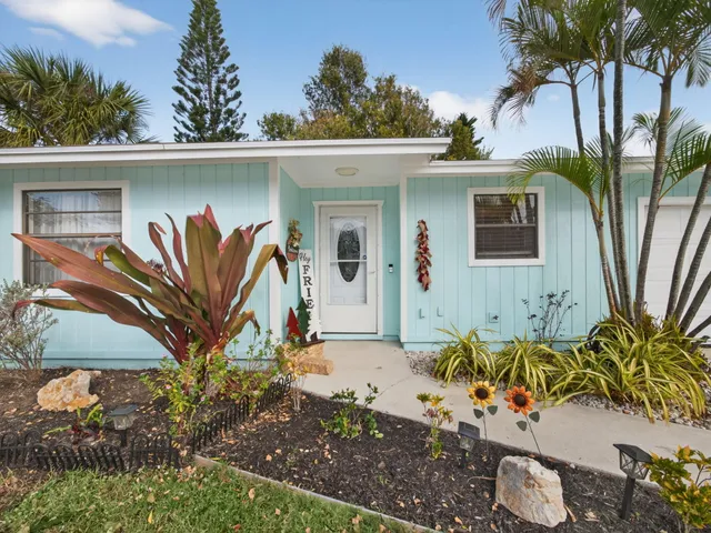 $350,000 | 991 Northwest 15th Terrace, Stuart, FL 34994