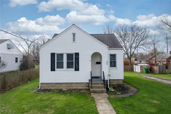 $140,000 | 356 Avery Avenue, Bedford, OH 44146