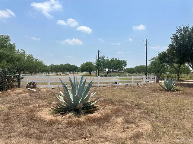 $364,900 | 21407 Buck Fawn Drive, Edinburg, TX 78542