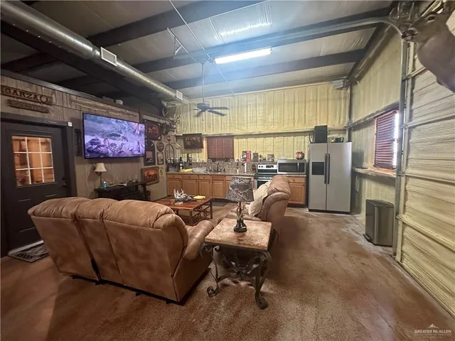 $364,900 | 21407 Buck Fawn Drive, Edinburg, TX 78542