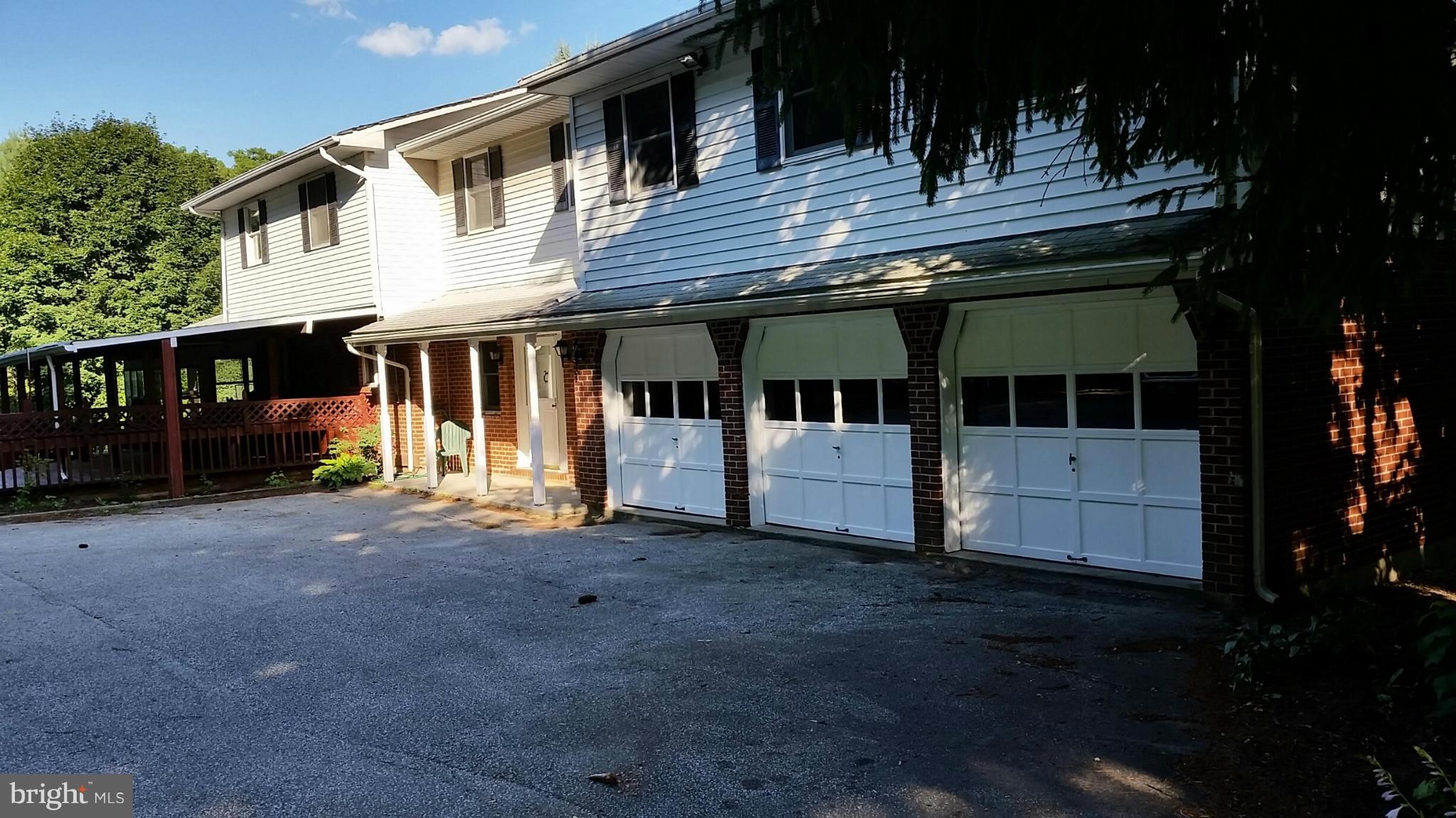 19613 Middletown Road Freeland, MD 21053 - Photo 1 of 17 Exterior (Front)