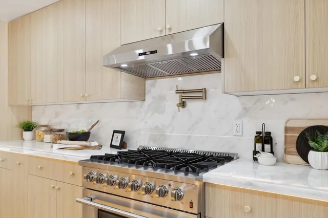 $799,000 | 2044 West San Bruno Avenue, Fresno, CA 93711