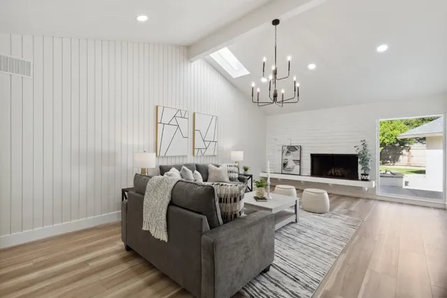 $799,000 | 2044 West San Bruno Avenue, Fresno, CA 93711