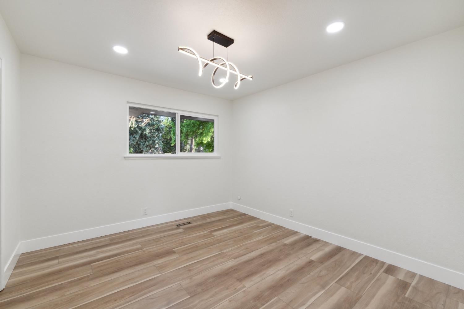 2044 West San Bruno Avenue Fresno, CA 93711 - Photo 30 of 41