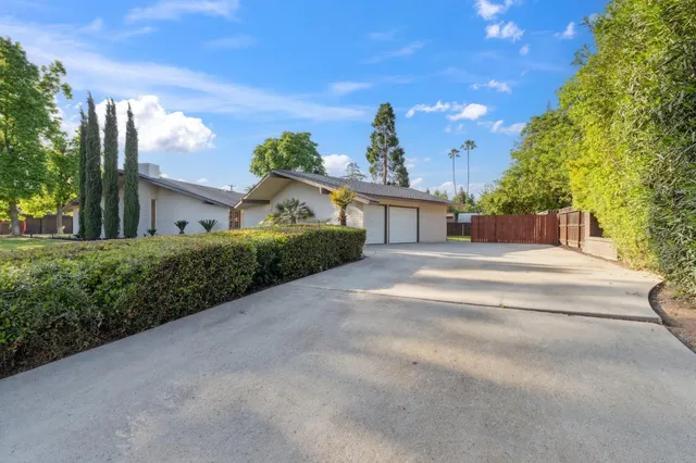 $799,000 | 2044 West San Bruno Avenue, Fresno, CA 93711