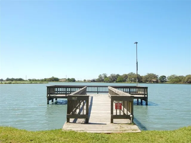 $40,000 | 1793 Apache, Angleton, TX 77515