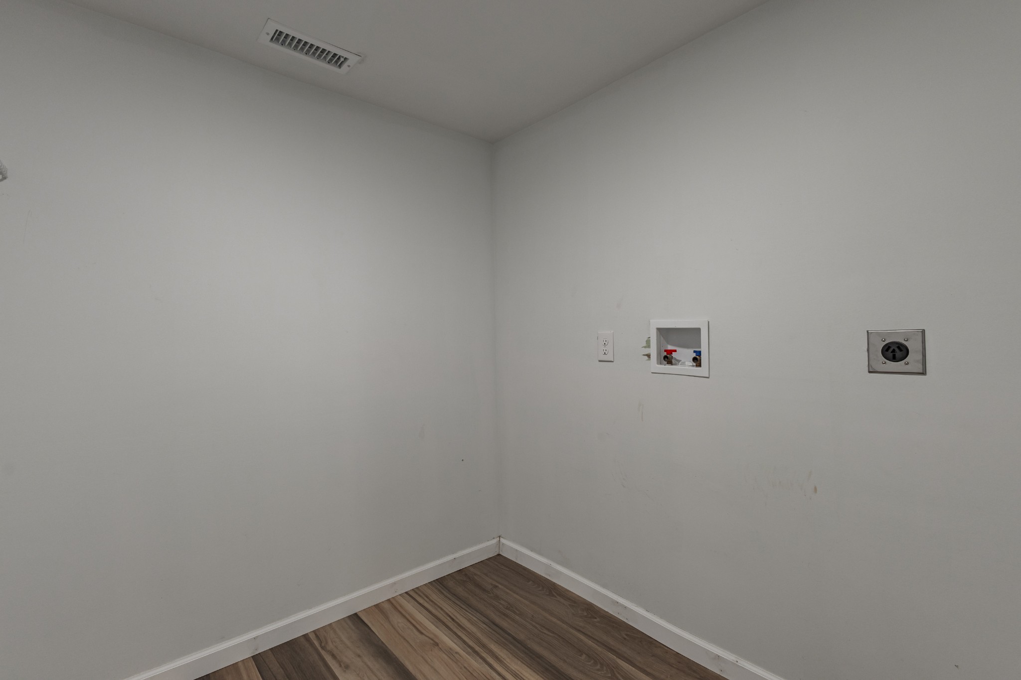 2635 McBrides Branch Road Beechgrove, TN 37018 - Photo 28 of 54 a view of a small space