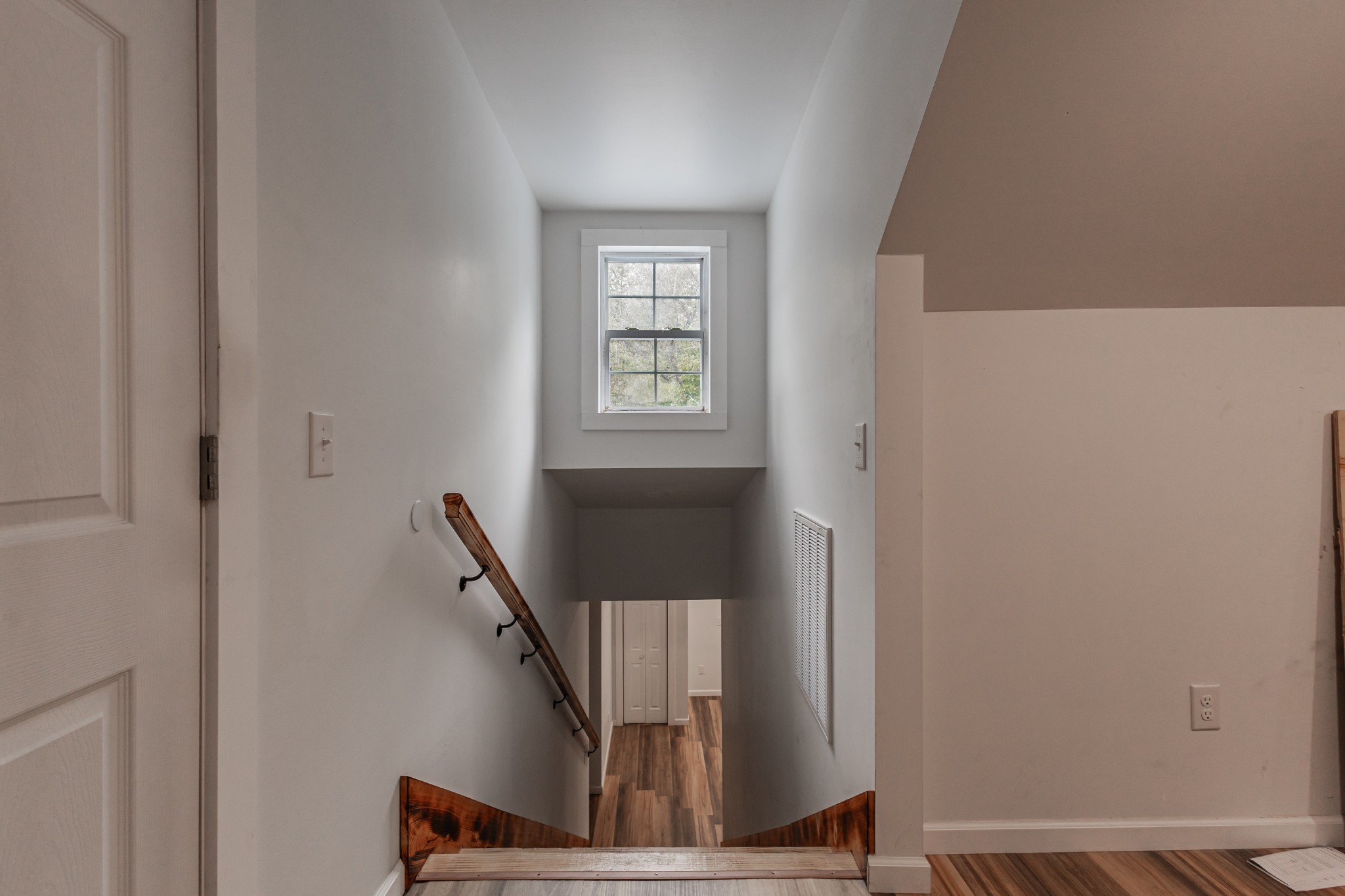 2635 McBrides Branch Road Beechgrove, TN 37018 - Photo 37 of 54 a view of entryway with a window