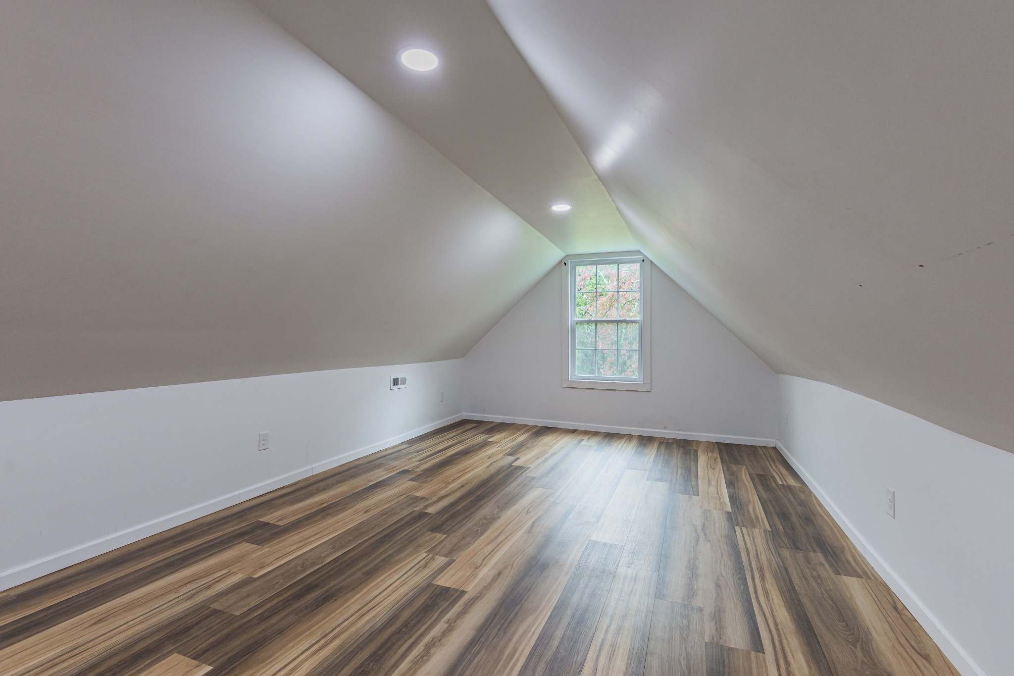 2635 McBrides Branch Road Beechgrove, TN 37018 - Photo 40 of 54 a view of an empty room and window