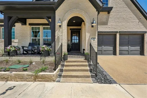 $850,000 | 4705 Cherry Bark Trail, Arlington, TX 76005