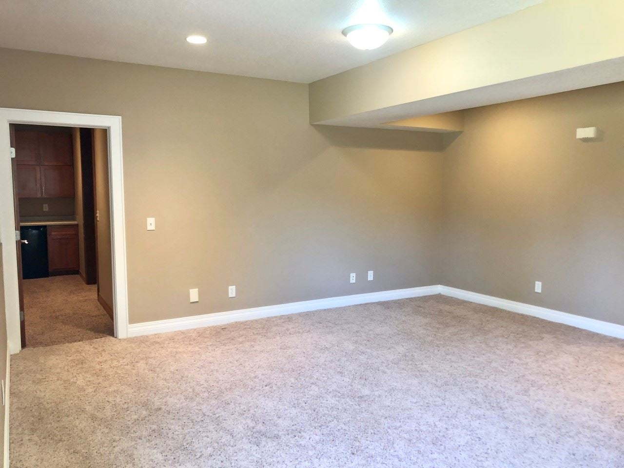 3028 Timberline Drive Riverside, IA 52327 - Photo 43 of 46 Gallery Image 43